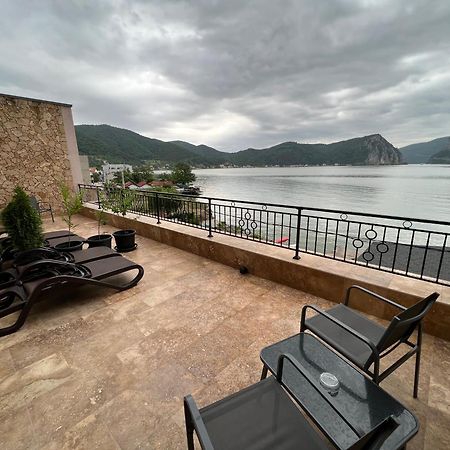 Casa Cattaleya Hotel Dubova Ngoại thất bức ảnh