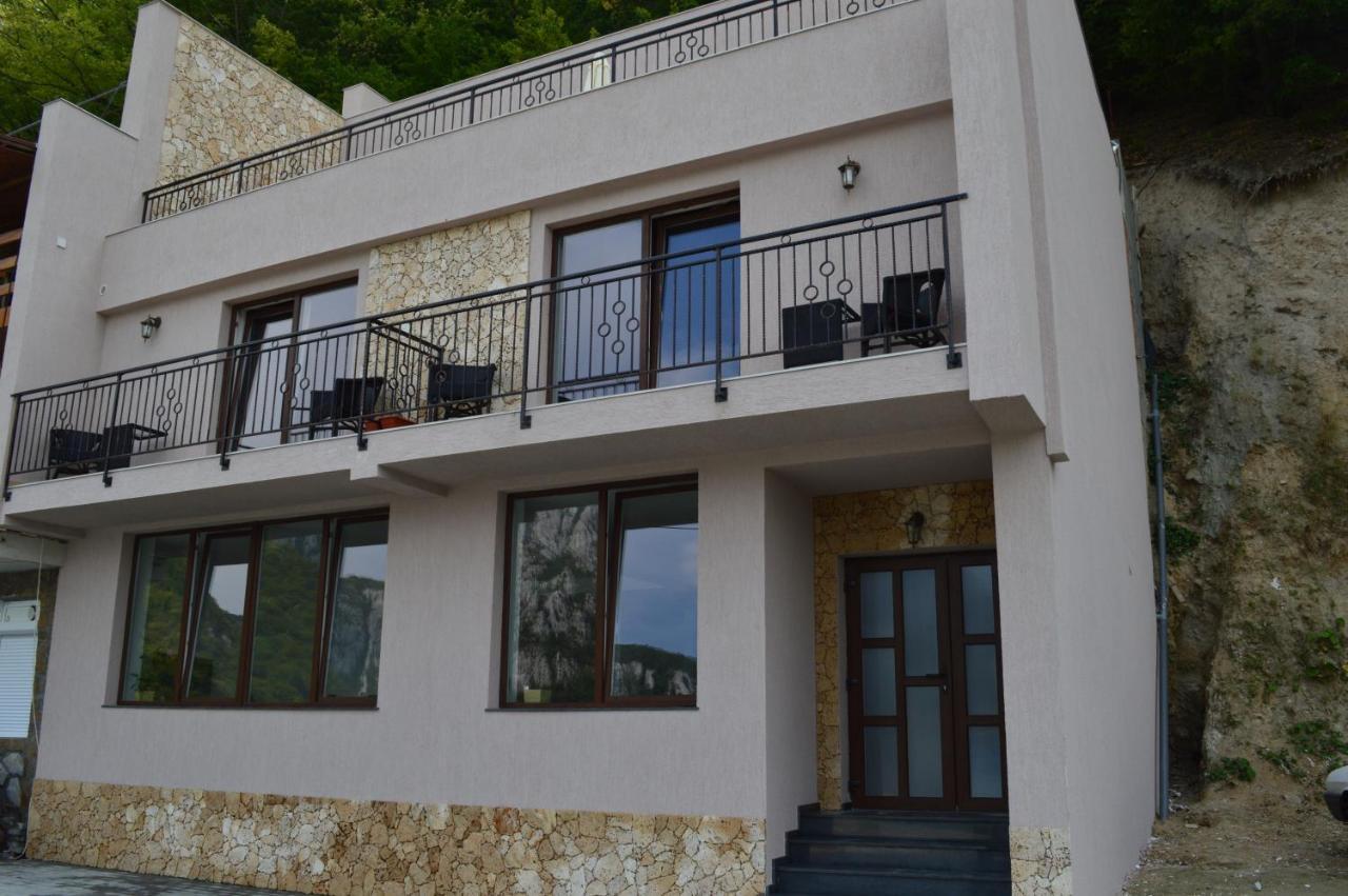 Casa Cattaleya Hotel Dubova Ngoại thất bức ảnh
